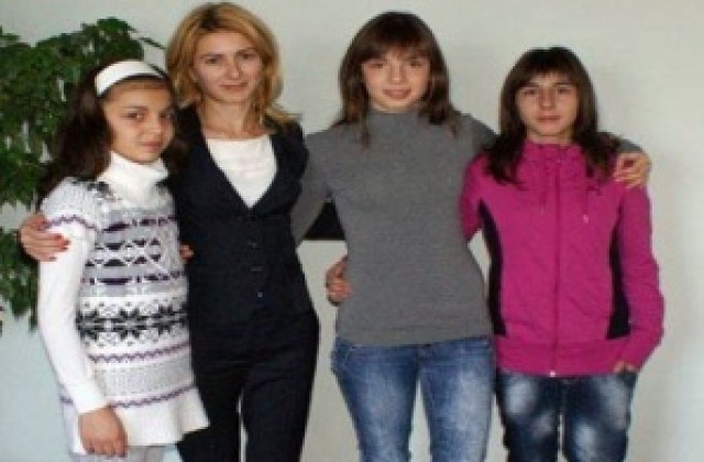 Шампионката ни по батут се завърна от Англия