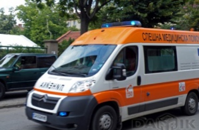 Мъж е със средна телесна повреда след побой