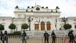 Протестите в България социален тест за правителството