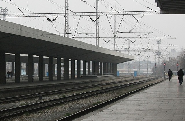 Ден осми: Стачката на русенската жп гара продължава