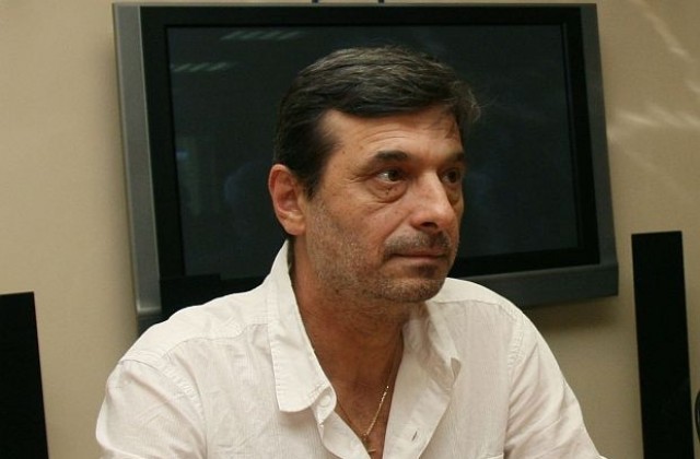 Д. Манолов: Вдигането на пенсионната възраст е неприемливо