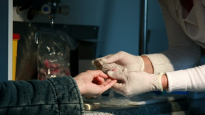 Нови 12 серопозитивни за година във Варна