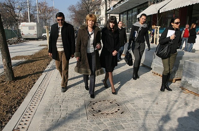 В началото на пролетта ще е готова пешеходната зона от Орлов мост до СУ