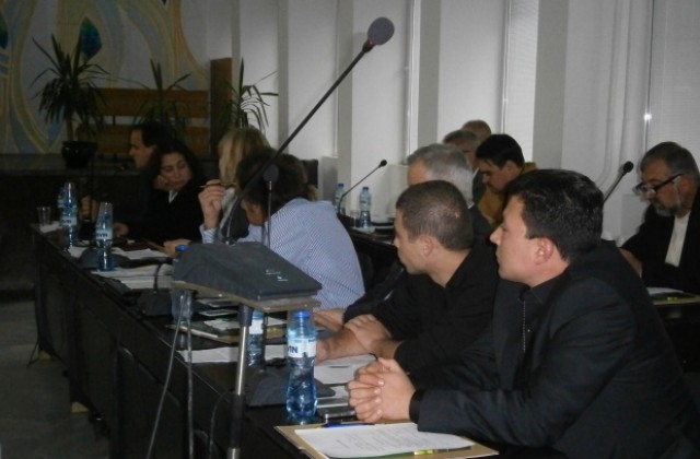 Паметник на Левски в Габрово искат от Атака