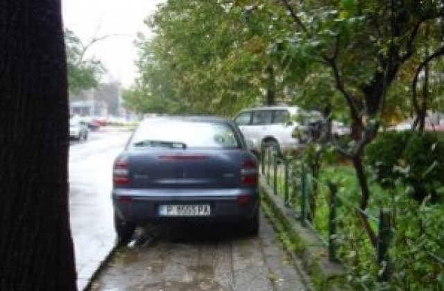 Забраняват паркирането на проблемни за снегопочистване улици