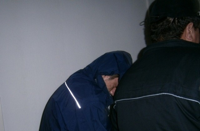 Задържаха за постоянно двамата младежи, обвинени в жестоко убийство