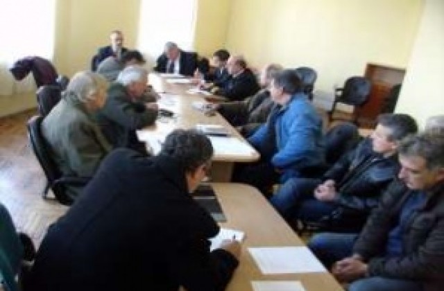 Областният управител Стефко Бурджиев  свика заседание за  корабоплаването през зимата