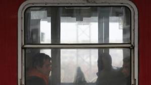 Десети ден на стачката влаковете отново спряха
