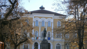 Остава слънчево