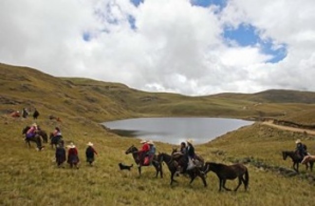 Проект за златна мина доведе до извънредно положение в перуанска провинция