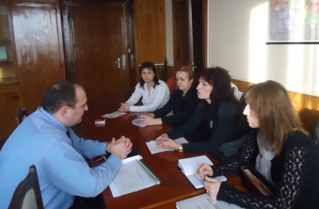 Обсъдиха социалните проблеми в община Враца