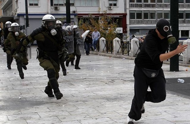 Гръцката полиция е арестувала 11 души след стълкновенията