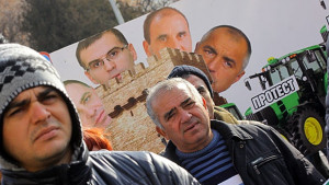Зърнопроизводителите спират протестите до края на януари 2012а