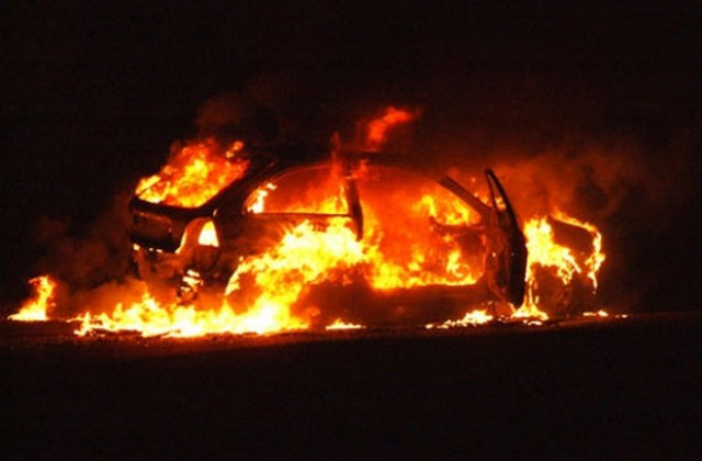 И в Бургас горяха коли