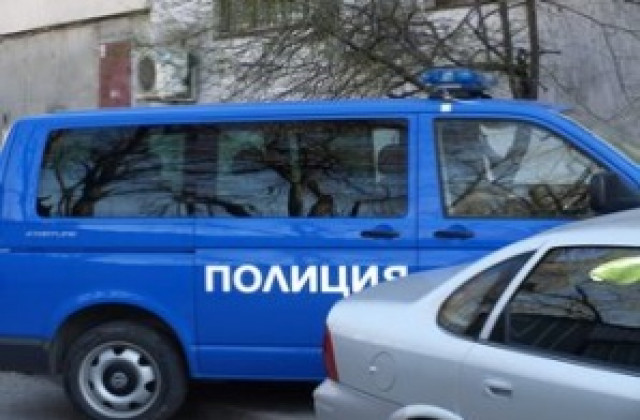 50-годишен мъж е блудствал с малолетната си племенница