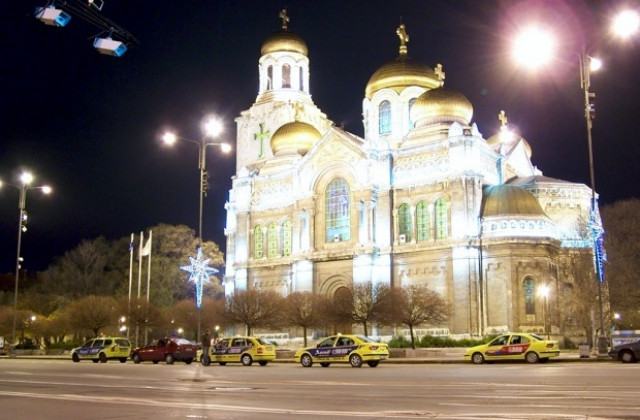 Свещеник към журналисти: Жалки сте!