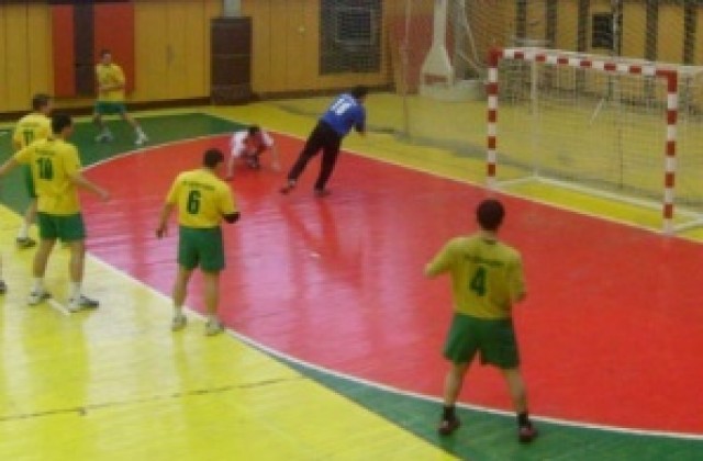 Боксьорката Стойка Петрова е спортист №1 на Добрич за 2011 година