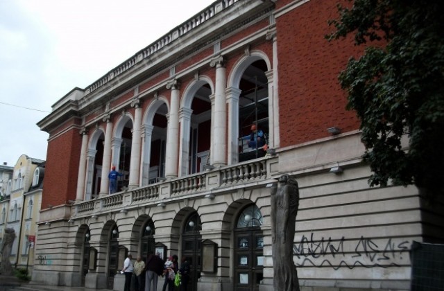 Операта представя утре премиера на Отело от Верди