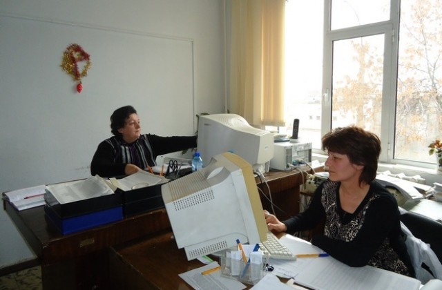 Подпомагат 585 социално слаби в Стралджанско