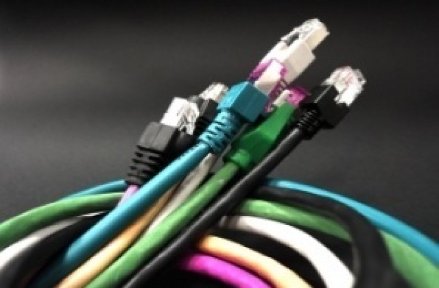 Осъдиха петима за кражба на телефонен кабел