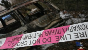 Автомобили горяха и под прозорците на столичната полиция