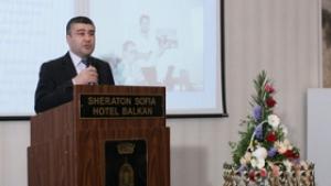 Димитър Зоров Дано 2012а е подобра за подпомагането в земеделието