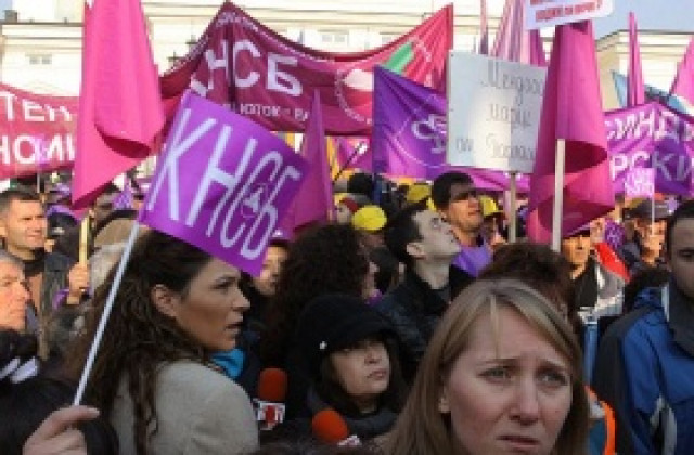 Продължават протестите срещу пенсионната система