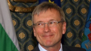 Германският посланик призова за здравословен баланс между социален мир и