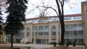 Априловска гимназия е образователната Сграда на годината