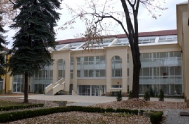 Априловска гимназия е образователната „Сграда на годината”