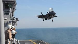 Серия технически проблеми при изтребителя F35