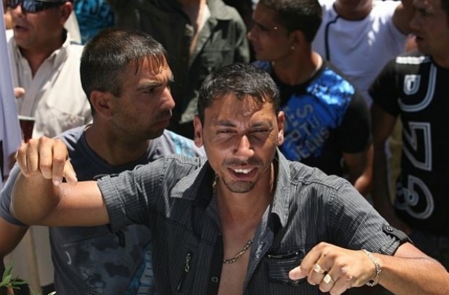 Отношенията между етносите у нас се влошават, сочи проучване