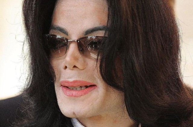 Търг с вещи на Майкъл Джаксън донесе 1 млн. долара