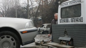 За поредна нощ горя автомобил в София