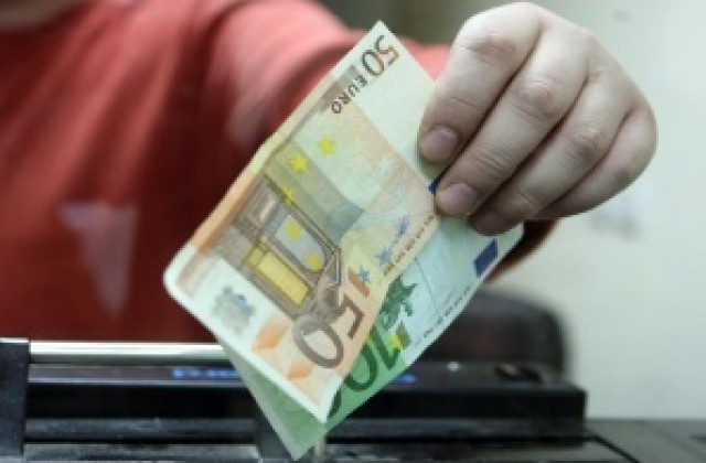 Три месеца затвор за фалшиви евро