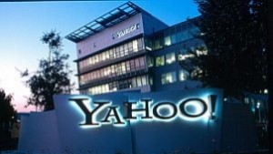 Yahoo синхронизира свои сайтове с Facebook