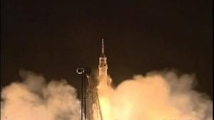 Трима космонавти отлетяха от Байконур към МКС