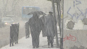 Всички улици в Пловдив са обработени снегът ще продължи и