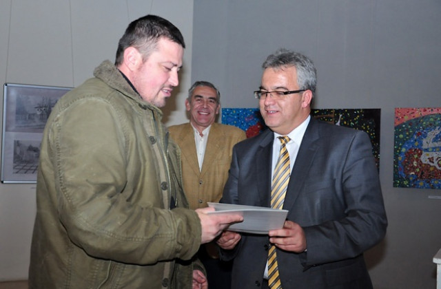 Награди за художници