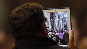 Калъф за iPad от Ив Сен Лоран