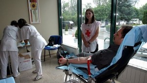 Лекари апелират да дарим кръв около празниците