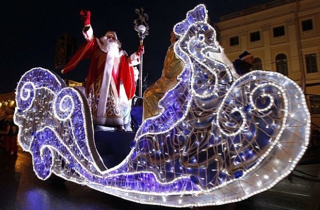 Дядо Мраз взима средно по 2500 рубли на час