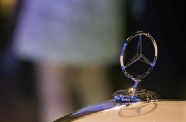 Mercedes предлага повече хибридни автомобили в основния си сегмент
