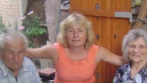 Шампионка по вдигане на тежести ще помага на родното си