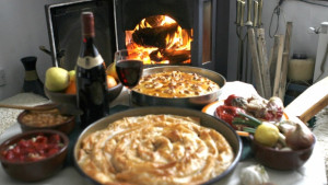 Късмети 2012 Какво слагаме в новогодишната баница