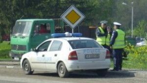 Крадци обраха апартамент докато обитателите спят