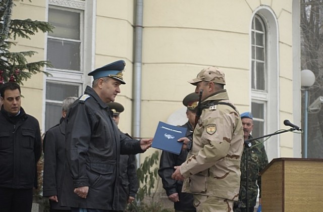 Пет жени заминаха на мисия в Афганистан с 22-ия български контингент