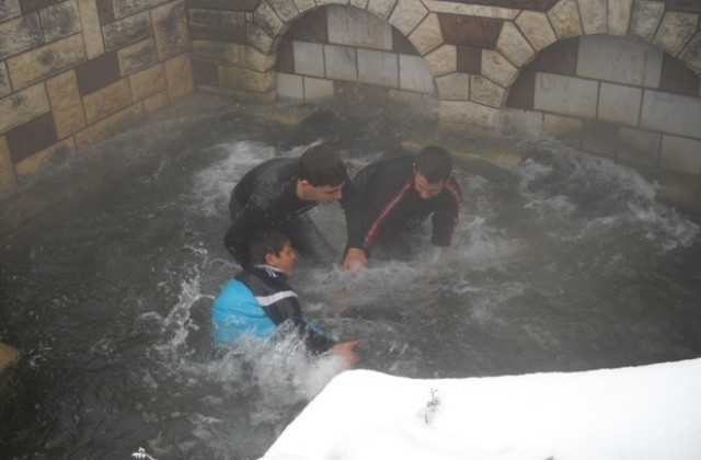 Празнуват Йорданов-ците