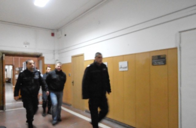 Постоянен арест за последния обвиняем от групата на близнаците