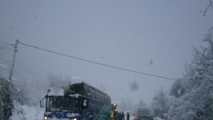 Работата по отстранявне на авариите по електропреносната мрежа в Габровско